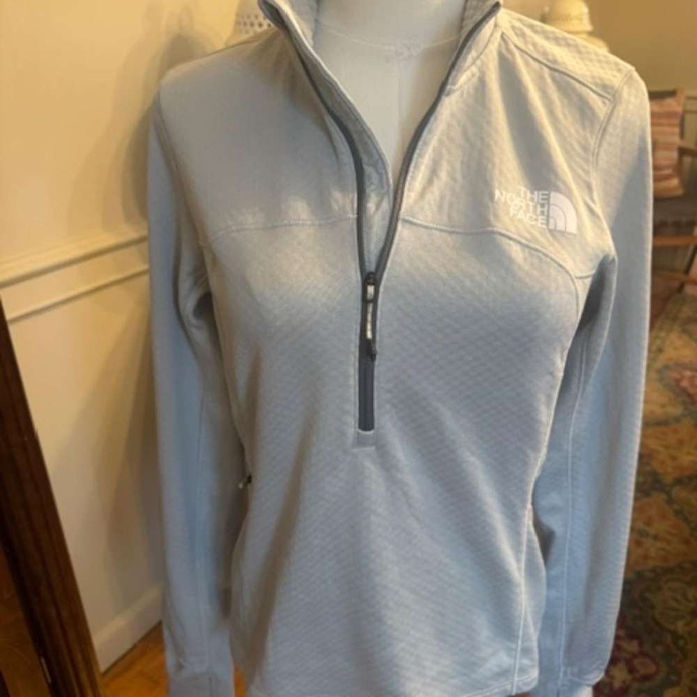 North Face blue women's lightweight performance quarter-zip pullover - small